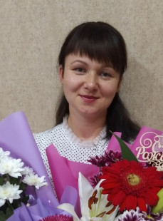 Педагогический работник Хватова Юлия Владимировна